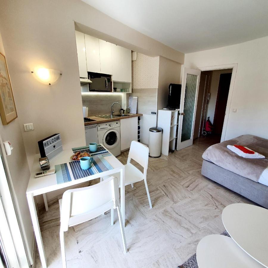 Apartamento 500m Palais 2 Personnes *